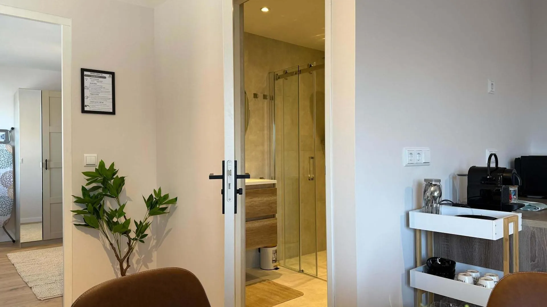 Prime Location 1Br Apartment Walk Everywhere Eindhoven